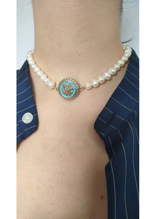 Versace pearl deals necklace