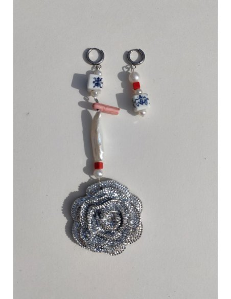 Asymmetrical flower earring