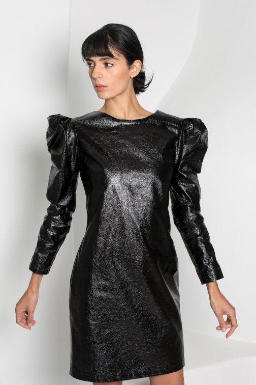 Robe Noir à manches bouffantes 2